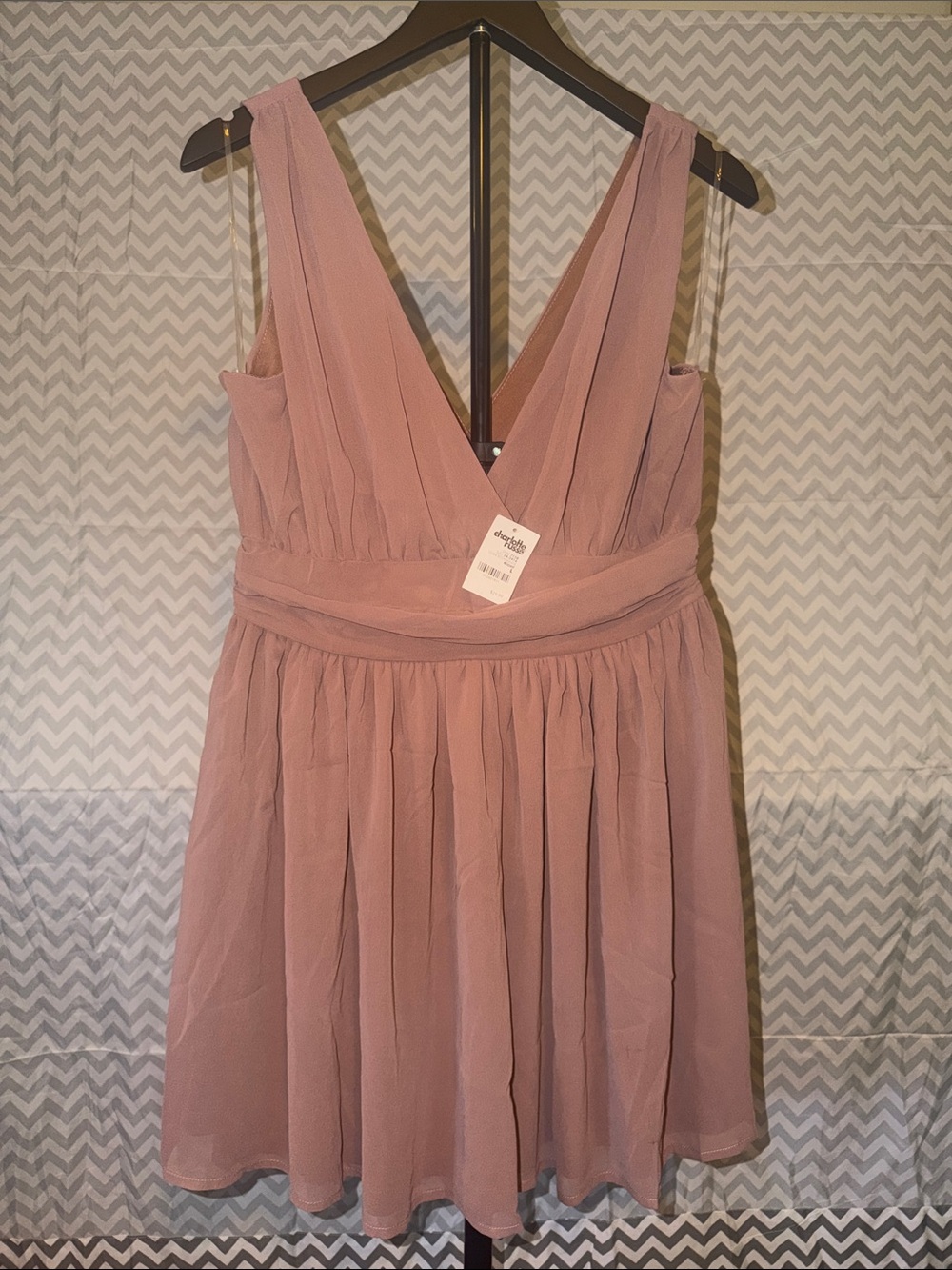Women's V-Neck Chiffon Dress